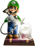 Luigi Mansion 3 - Luigi Collector (إصدار 23 سم)